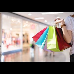 Meet your Posher, Debora